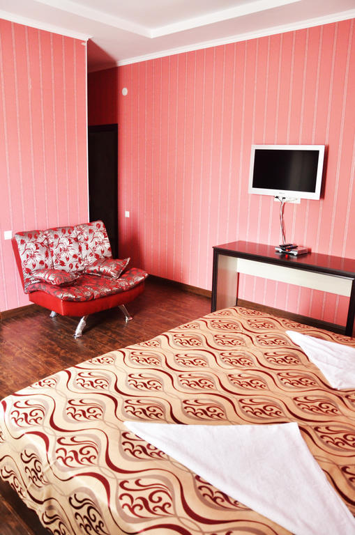 Voyage Hotel Бишкек Номер фото